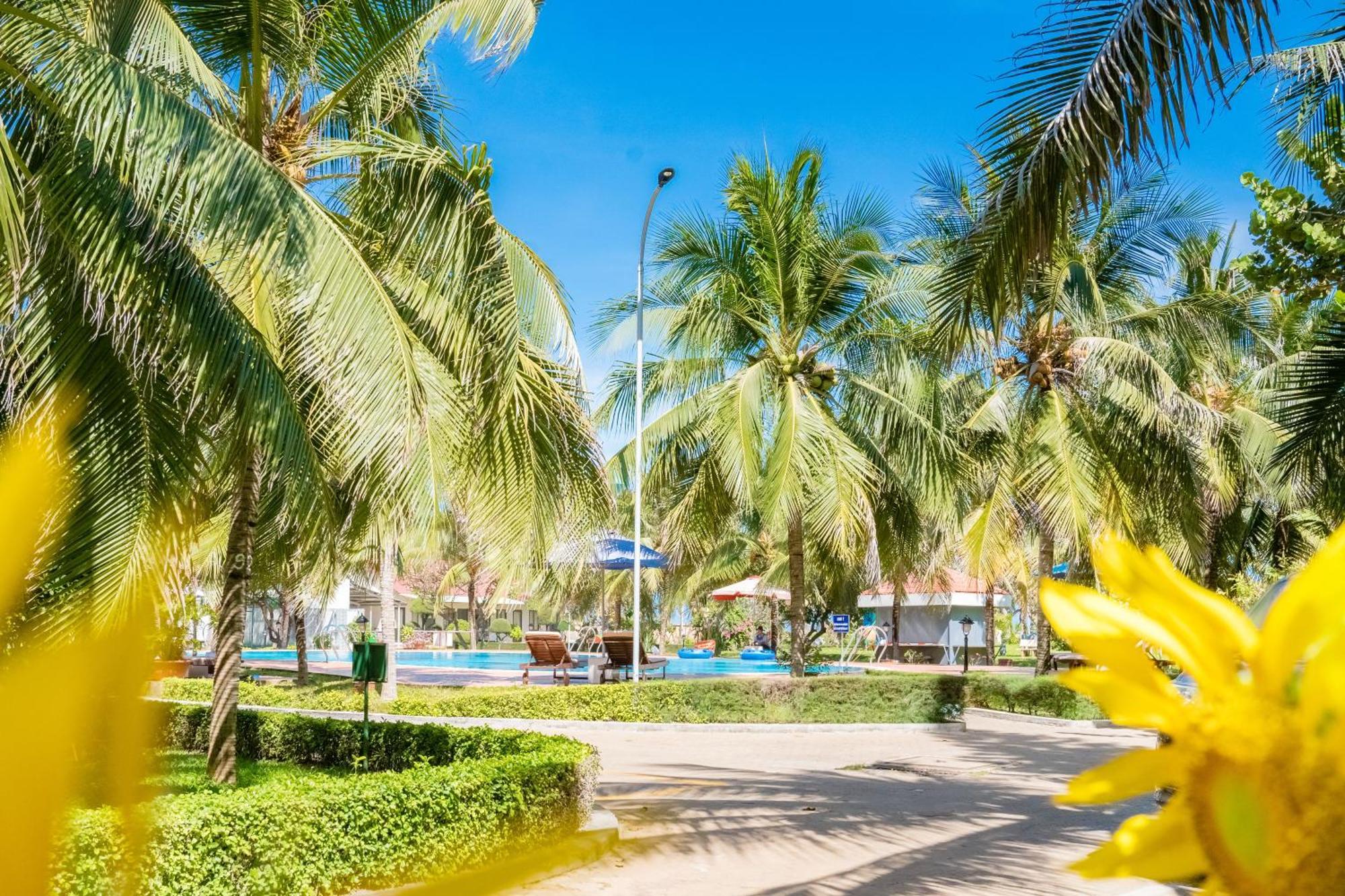 Lotus Vung Tau Resort & Spa Exterior photo