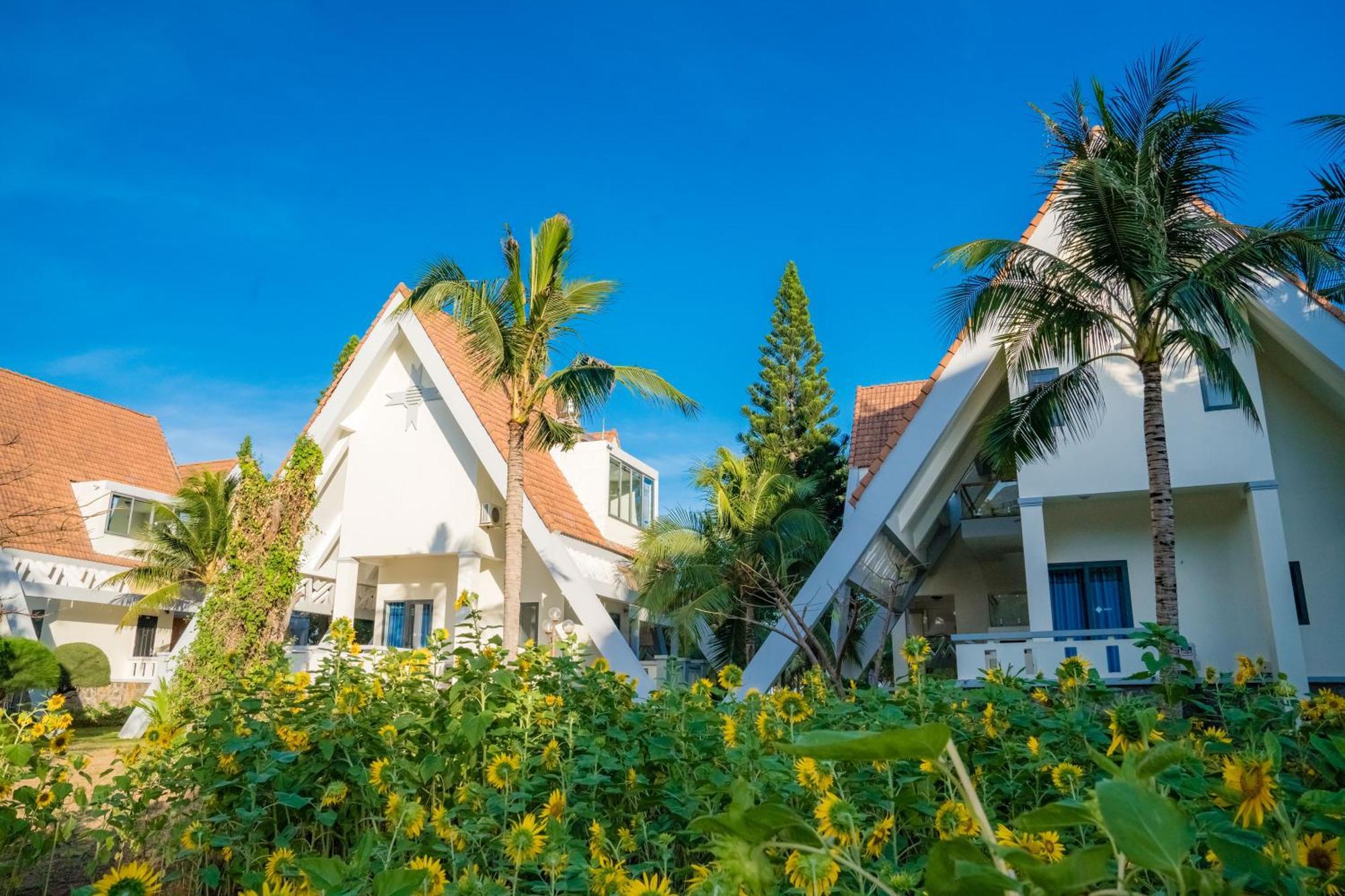 Lotus Vung Tau Resort & Spa Exterior photo